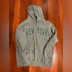 Gray Brandy Melville, New York hoodie